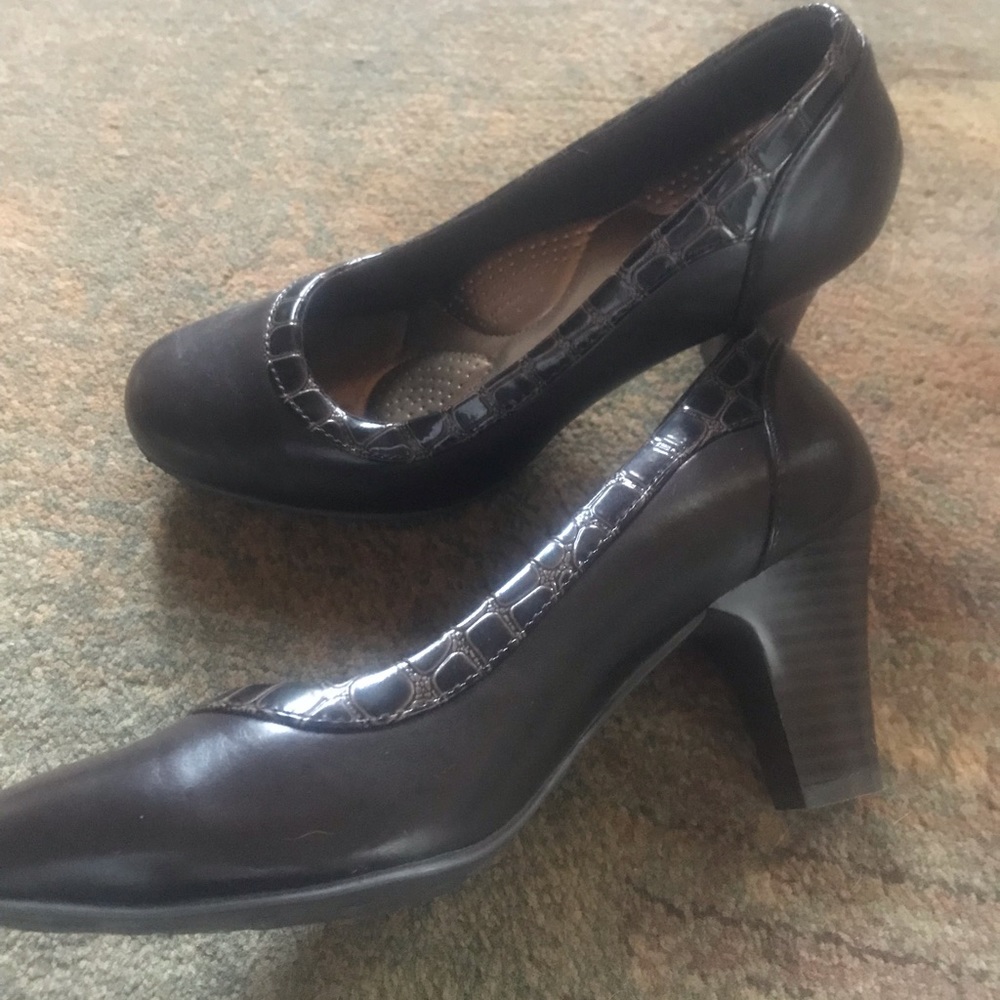 Pierre Dumas dress shoes
